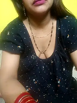 Snapshot of Sexyranibhabhi chatting on 04/18/26, 02:26 Sexyranibhabhi online show from 04/18/26, 02:26