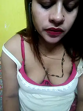Snapshot of Sexyranibhabhi chatting on 04/28/26, 02:33 Sexyranibhabhi online show from 04/28/26, 02:33