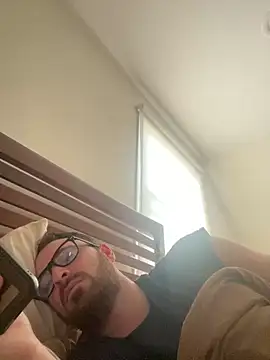 Snapshot of swagger1793 chatting on 01/27/25, 01:52 swagger1793 online show from 01/27/25, 01:52