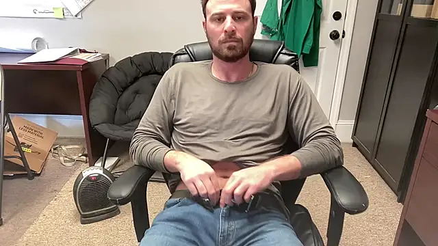 Snapshot of swagger1793 chatting on 01/29/25, 07:43 swagger1793 online show from 01/29/25, 07:43