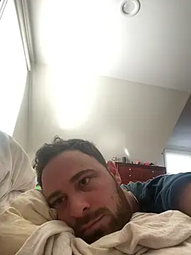 Snapshot of swagger1793 chatting on 03/07/25, 01:40 swagger1793 online show from 03/07/25, 01:40