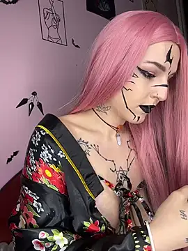 Snapshot of MoonAgnes chatting on 01/04/25, 08:48 MoonAgnes online show from 01/04/25, 08:48