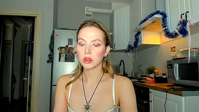 Snapshot of Niky__Jess chatting on 01/12/25, 10:12 Niky Jess online show from 01/12/25, 10:12