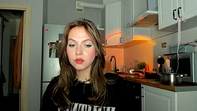 Snapshot of Niky__Jess chatting on 02/06/25, 09:06 Niky Jess online show from 02/06/25, 09:06