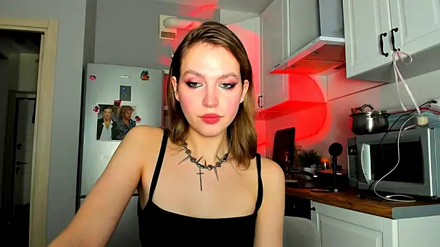 Snapshot of Niky__Jess chatting on 02/18/25, 03:32 Niky Jess online show from 02/18/25, 03:32