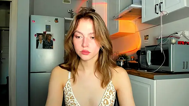 Snapshot of Niky__Jess chatting on 02/26/25, 10:04 Niky Jess online show from 02/26/25, 10:04