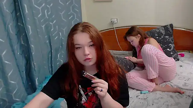 Snapshot of HaleyRoute chatting on 02/27/25, 12:13 HaleyRoute online show from 02/27/25, 12:13