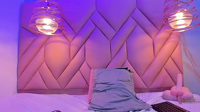 Snapshot of AngelaaCute_ chatting on 03/09/25, 03:38 AngelaaCute online show from 03/09/25, 03:38