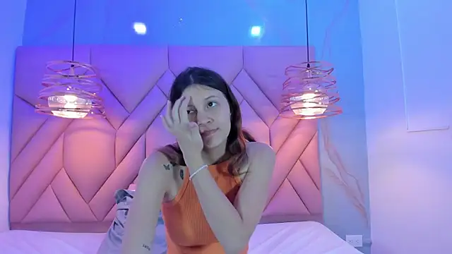 Snapshot of AngelaaCute_ chatting on 03/12/25, 12:26 AngelaaCute online show from 03/12/25, 12:26