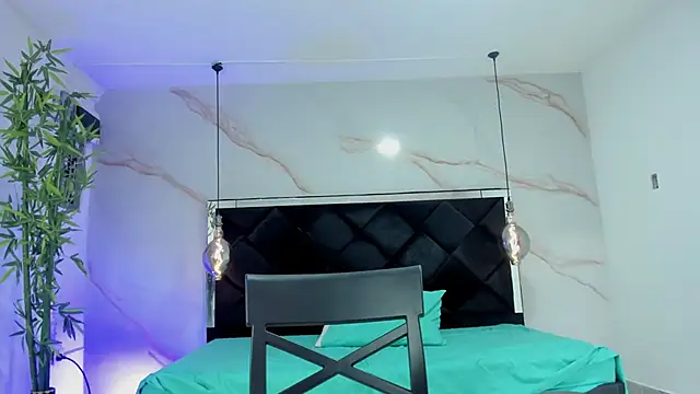 Snapshot of AngelaaCute_ chatting on 09/13/25, 12:05 AngelaaCute online show from 09/13/25, 12:05