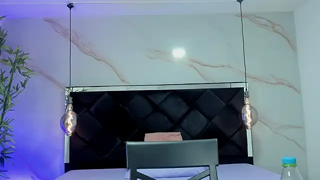 Snapshot of AngelaaCute_ chatting on 09/15/25, 12:16 AngelaaCute online show from 09/15/25, 12:16