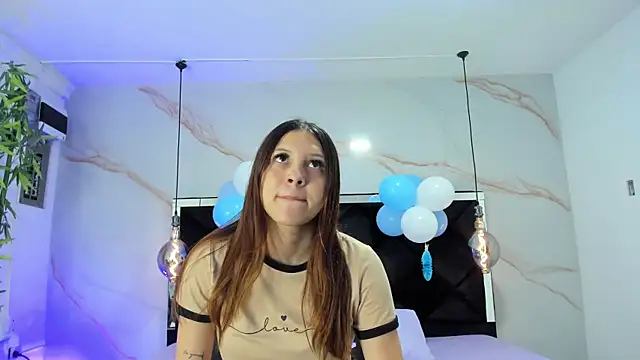 Snapshot of AngelaaCute_ chatting on 09/23/25, 12:08 AngelaaCute online show from 09/23/25, 12:08