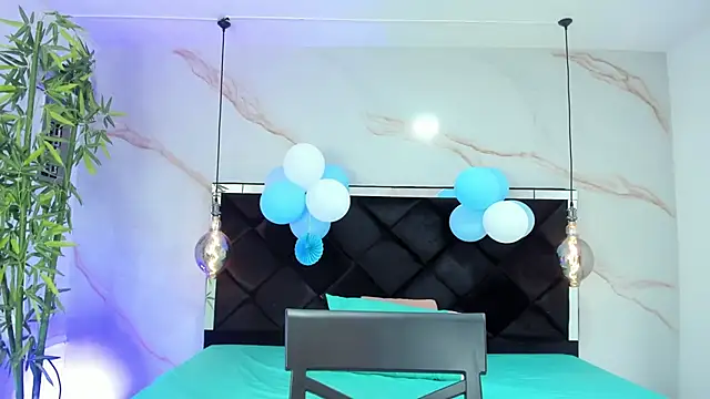 Snapshot of AngelaaCute_ chatting on 09/25/25, 12:20 AngelaaCute online show from 09/25/25, 12:20