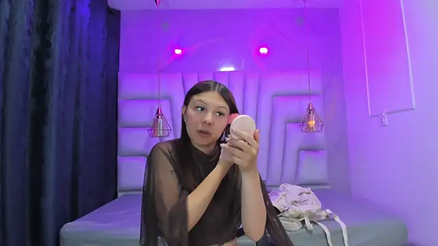 Snapshot of AngelaaCute_ chatting on 03/07/26, 02:14 AngelaaCute online show from 03/07/26, 02:14