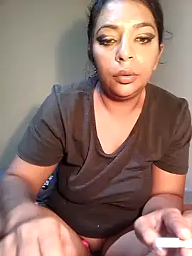 Snapshot of indianstormxo_ chatting on 02/06/25, 02:37 indianstormxo online show from 02/06/25, 02:37
