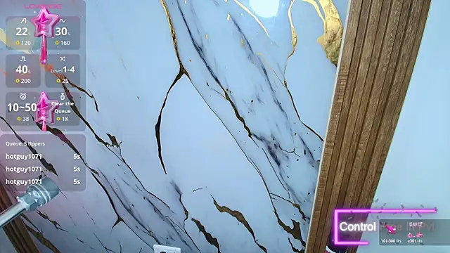 Snapshot of Lizz_Tender chatting on 10/05/25, 09:18 Lizz Tender online show from 10/05/25, 09:18