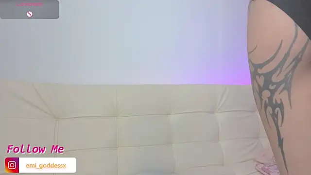 Snapshot of EmilygarciaXXX chatting on 05/12/26, 01:36 EmilygarciaXXX online show from 05/12/26, 01:36