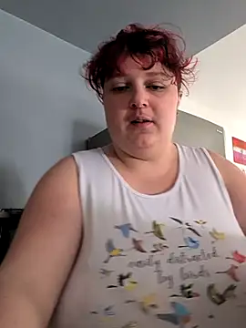 Snapshot of LadyRochester chatting on 05/26/26, 02:13 LadyRochester online show from 05/26/26, 02:13