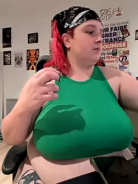 Snapshot of LadyRochester chatting on 06/12/26, 11:57 LadyRochester online show from 06/12/26, 11:57