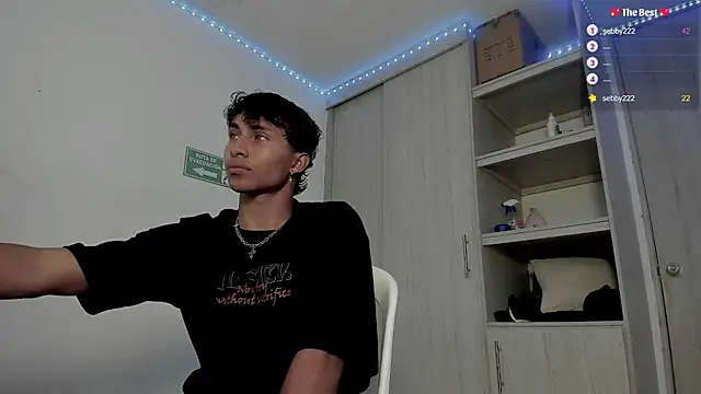 Snapshot of _diegsz_ chatting on 02/08/25, 06:55 diegsz online show from 02/08/25, 06:55