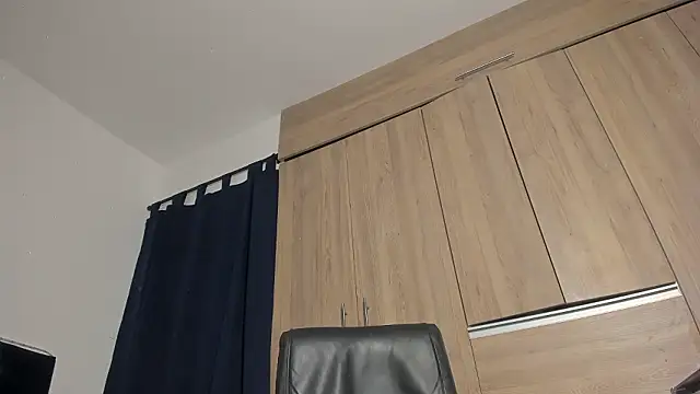 Snapshot of _diegsz_ chatting on 02/08/26, 12:30 diegsz online show from 02/08/26, 12:30