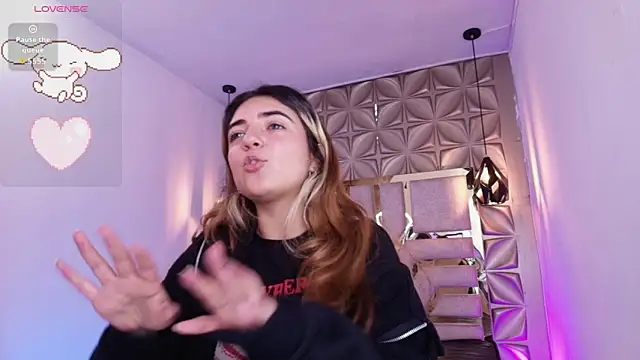 meraki fraise online show from 10/19/25, 08:20