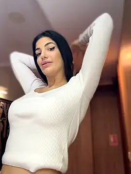 RaisaKali online show from 10/31/25, 04:08