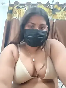 Snapshot of Hotmilfxox chatting on 01/20/25, 01:53 Hotmilfxox online show from 01/20/25, 01:53