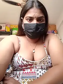 Snapshot of Hotmilfxox chatting on 01/23/25, 08:15 Hotmilfxox online show from 01/23/25, 08:15