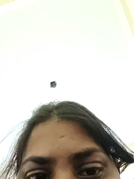 Hotmilfxox online show from 04/05/26, 07:44