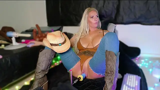 Luscious angell online show from 04/26/26, 10:24