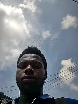 Snapshot of stephbig777 chatting on 11/06/25, 12:17 stephbig777 online show from 11/06/25, 12:17