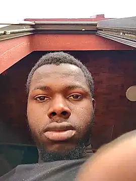 Snapshot of stephbig777 chatting on 12/23/25, 09:18 stephbig777 online show from 12/23/25, 09:18