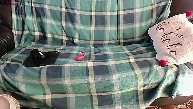 Snapshot of LauraMonolo chatting on 03/11/26, 06:52 LauraMonolo online show from 03/11/26, 06:52