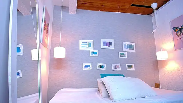 Skinny hottie18 online show from 01/10/25, 07:54