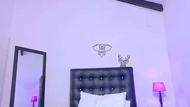 Skinny hottie18 online show from 02/22/25, 04:51