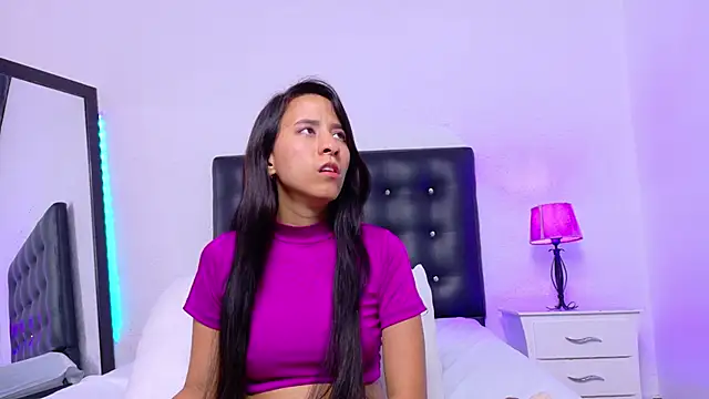 Skinny hottie18 online show from 11/05/25, 01:55