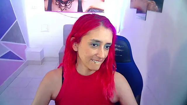 Snapshot of Ruby_Your_Milf chatting on 12/23/24, 11:17 Ruby Your Milf online show from 12/23/24, 11:17