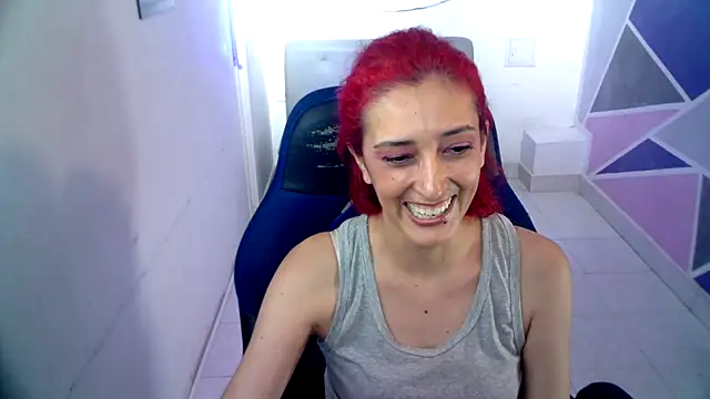 Snapshot of Ruby_Your_Milf chatting on 12/29/24, 12:09 Ruby Your Milf online show from 12/29/24, 12:09