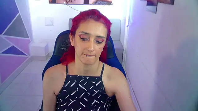 Snapshot of Ruby_Your_Milf chatting on 01/14/25, 11:27 Ruby Your Milf online show from 01/14/25, 11:27