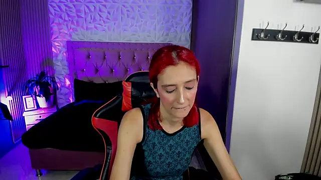 Snapshot of Ruby_Your_Milf chatting on 01/09/26, 07:04 Ruby Your Milf online show from 01/09/26, 07:04