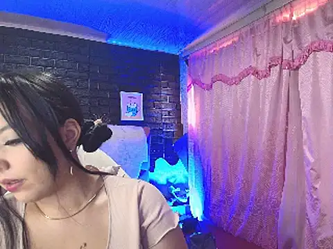 loren tits24 online show from 12/19/24, 09:06