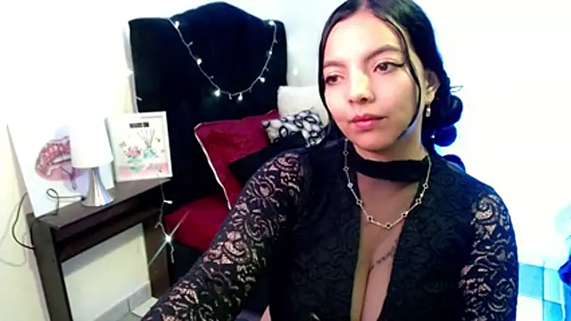 Snapshot of loren_tits24 chatting on 06/25/26, 09:19 loren tits24 online show from 06/25/26, 09:19