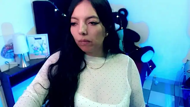 Snapshot of loren_tits24 chatting on 07/07/26, 06:45 loren tits24 online show from 07/07/26, 06:45