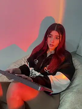 Snapshot of AnnyCherry_ chatting on 12/26/24, 02:22 AnnyCherry online show from 12/26/24, 02:22