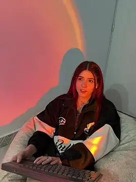 Snapshot of AnnyCherry_ chatting on 12/26/24, 05:26 AnnyCherry online show from 12/26/24, 05:26