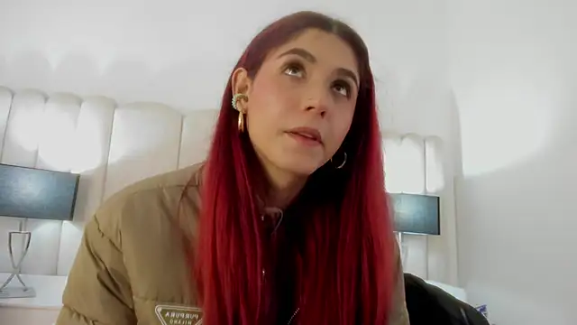 Snapshot of AnnyCherry_ chatting on 12/27/24, 12:07 AnnyCherry online show from 12/27/24, 12:07