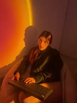 Snapshot of AnnyCherry_ chatting on 01/09/25, 02:33 AnnyCherry online show from 01/09/25, 02:33