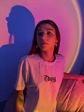 Snapshot of AnnyCherry_ chatting on 01/14/25, 01:15 AnnyCherry online show from 01/14/25, 01:15