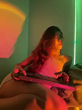 Snapshot of AnnyCherry_ chatting on 01/22/25, 03:41 AnnyCherry online show from 01/22/25, 03:41